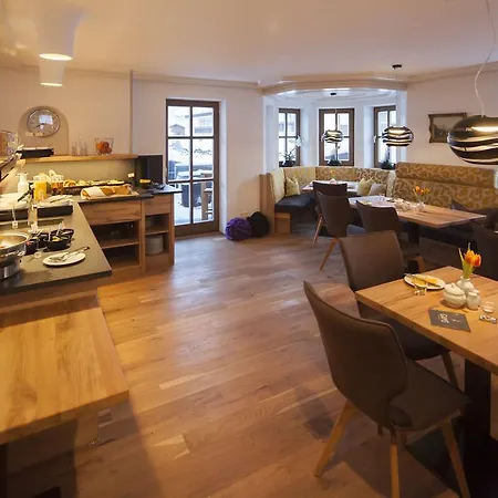 Boutique Gams Hotel 4*