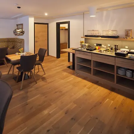 Boutique Gams Hotel 4*